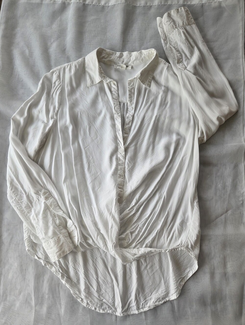 beachlunchlounge White Twist-Hem Button Down Shirt